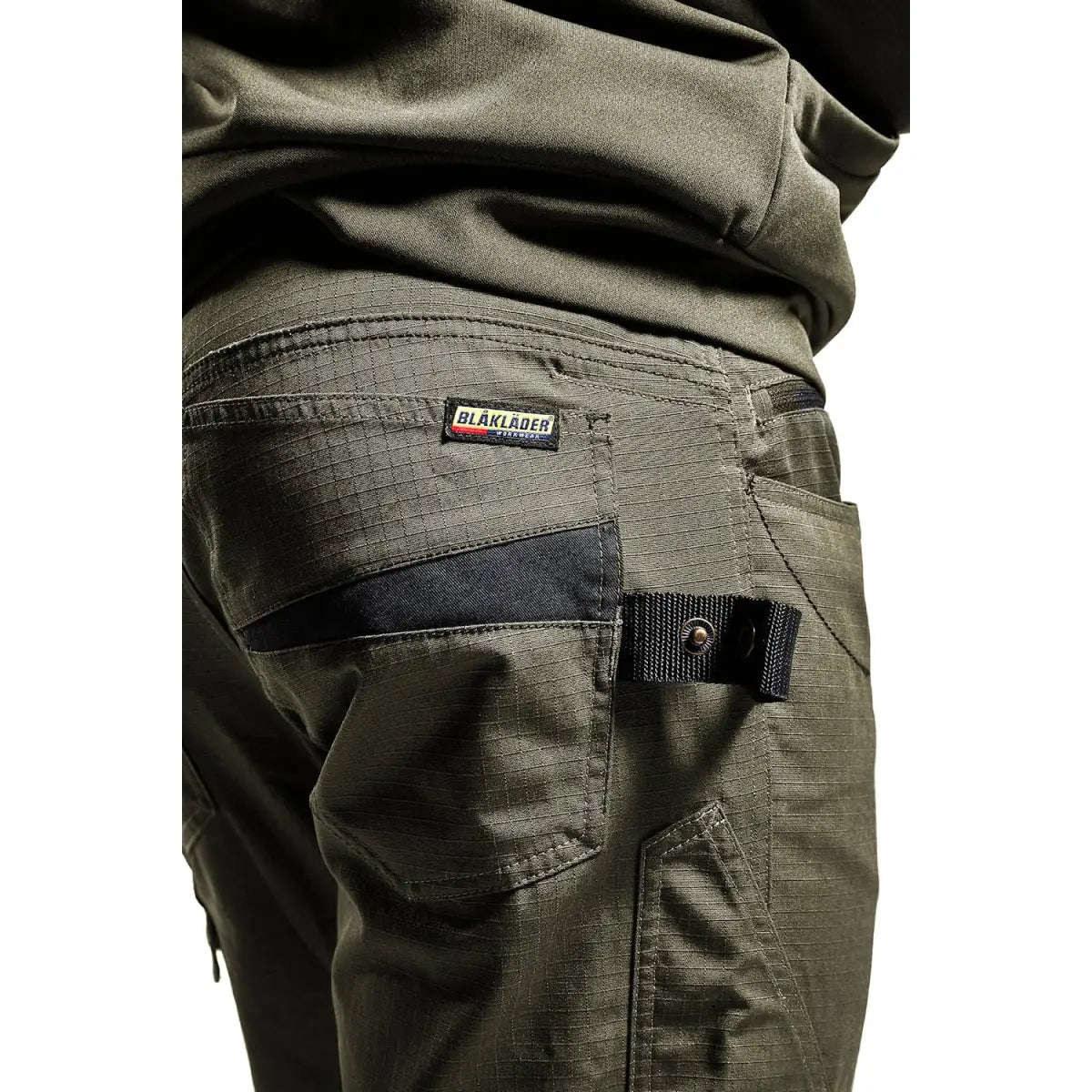 149513304599_FUNC3.jpg