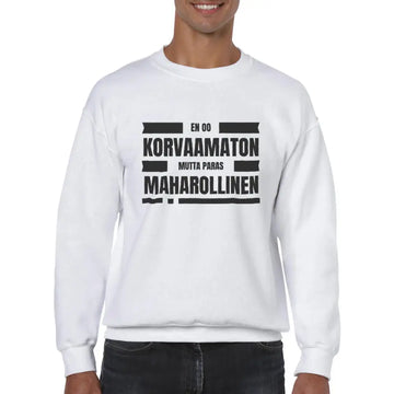 College_Korvaamaton_musta_valkoinen.png