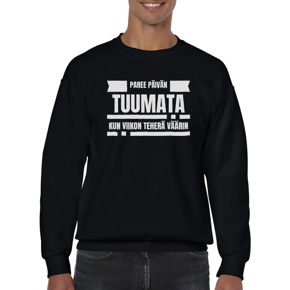College_tuumata_musta_valkoinen.png