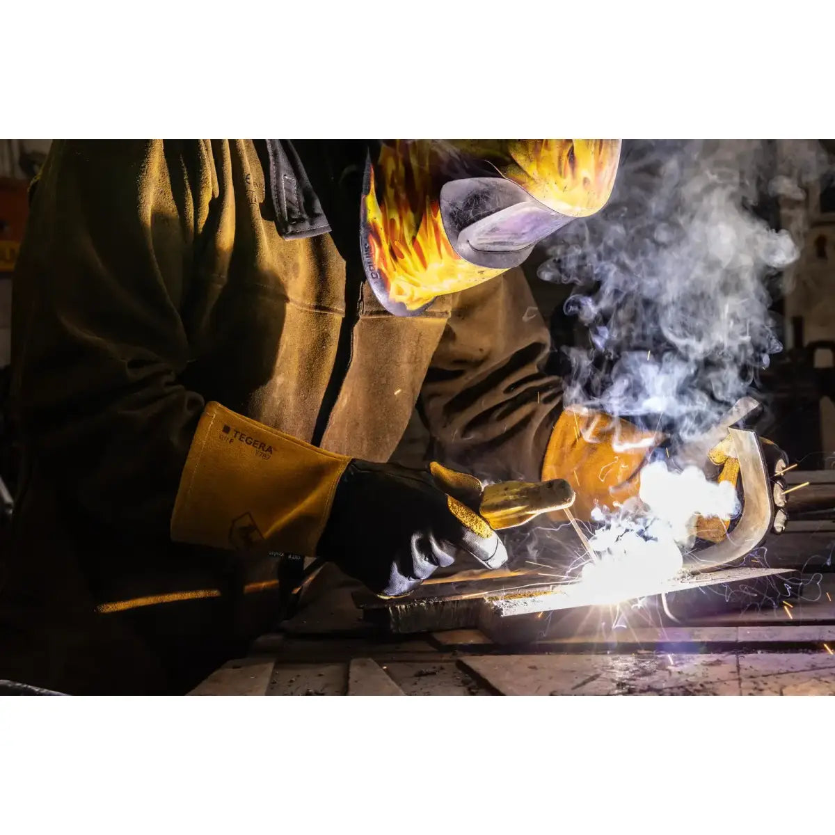 TEGERA Welding 7787 Suojakäsineet - Työvaatteet